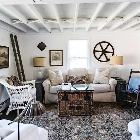 Mill Cove Cottage